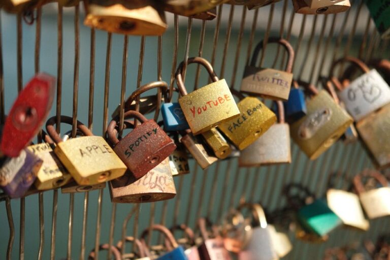 埋め込み制限とは？動画の無断転載を防ぐドメイン制限の考え方